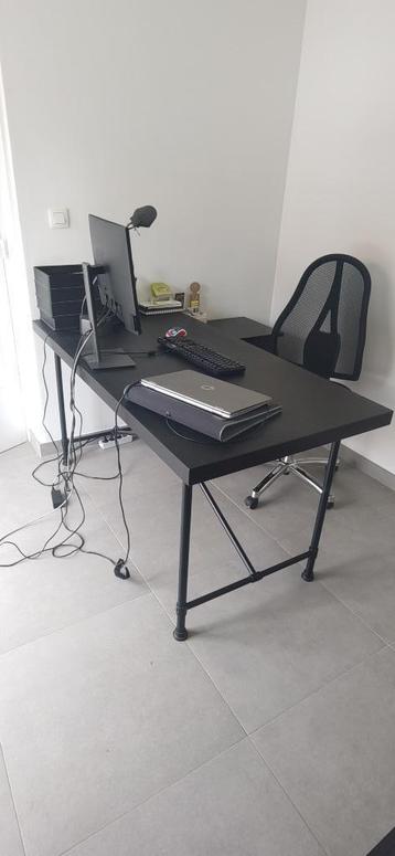 Zwarte bureau, Karpalund, 75x100cm beschikbaar voor biedingen