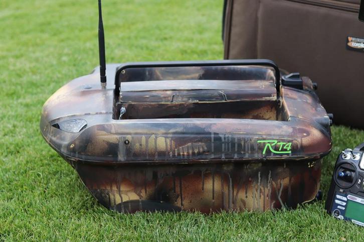 Carplounge rt4 v4 element voerboot, Sports nautiques & Bateaux, Pêche à la ligne | Carpes, Comme neuf, Enlèvement