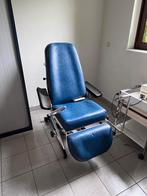 fauteuil medical electrique pour examen gyneco, Enlèvement, Utilisé