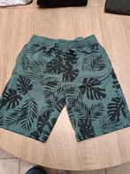 Short maat 134/140, Kinderen en Baby's, Kinderkleding | Maat 134, Ophalen of Verzenden, Gebruikt, Jongen, Broek