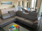 Hoeksofa, geheel leer, kleur taupe/grijs, 295 x 250 cm., Huis en Inrichting, Ophalen, Gebruikt, Leer, 125 cm of meer