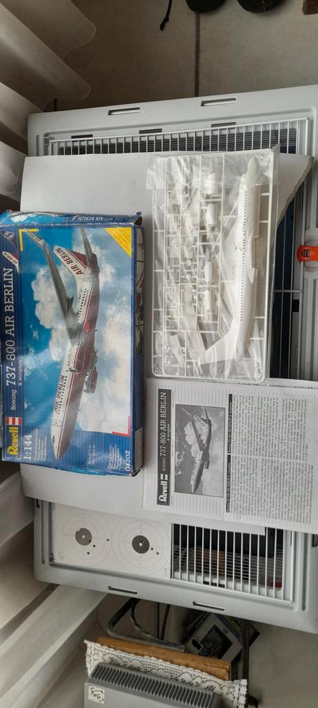 Modelbouw dozen die 100 % COMPLEED zijn . ( STOP MODELBOUW), Hobby en Vrije tijd, Modelbouw | Vliegtuigen en Helikopters, Nieuw