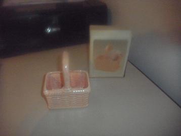 beeldje mandje beschikbaar voor biedingen