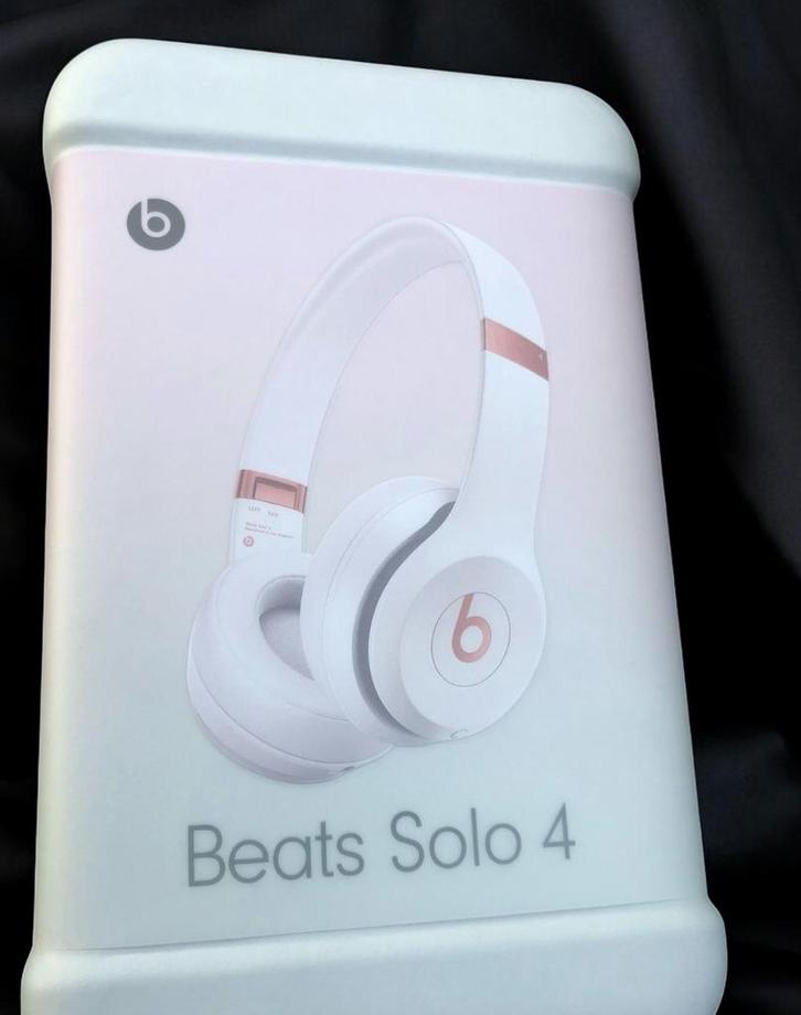 Nieuw en verzegeld - Beats Solo 4-koptelefoon, Audio, Tv en Foto, Hoofdtelefoons, Nieuw, Beats, Draadloos, Ophalen of Verzenden