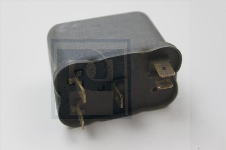 Relais Volvo P1800, 0332 003 025, gebruikt, Autos : Pièces & Accessoires, Autres pièces automobiles, Utilisé, Enlèvement ou Envoi