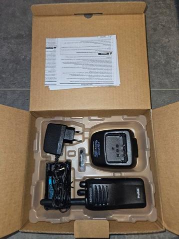 Kenwood TK-3501 portofoon beschikbaar voor biedingen
