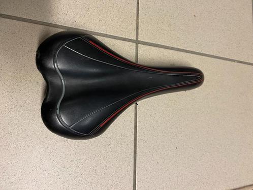 TE KOOP Fiets-/mountainbikezadel voor heren, Fietsen en Brommers, Fietsonderdelen, Zo goed als nieuw, Mountainbike, Zadel, Ophalen