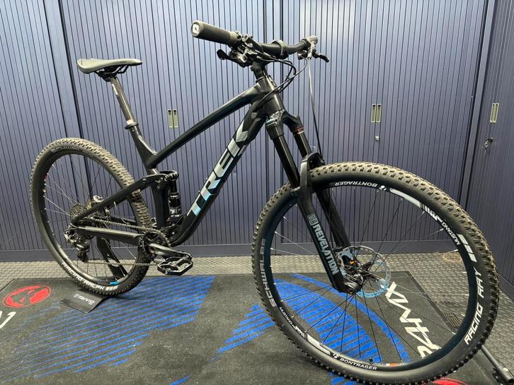 🔥SALE🔥NIEUWSTAAT🔥2022 TREK TOP FUEL 8 Fully, Fietsen en Brommers, Fietsen | Mountainbikes en ATB, Zo goed als nieuw, Trek, Fully