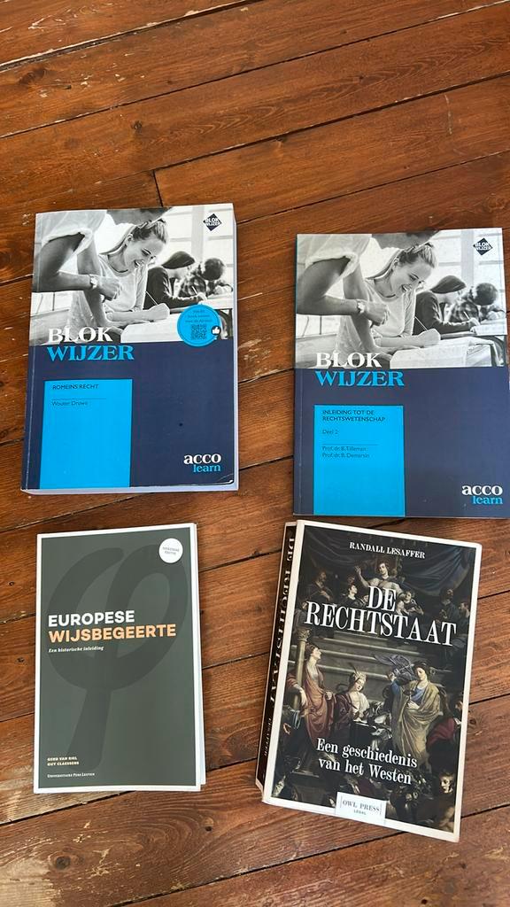 BOEKEN 1BACH RECHTEN KUL SEMESTER 1, Boeken, Schoolboeken, Ophalen