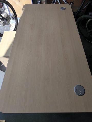 iModul bureau 160x80 cm – in hoogte verstelbaar + ladeblok beschikbaar voor biedingen