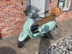 Vespa primavera 125 cc, Fietsen en Brommers, Scooters | Vespa, Ophalen, 125 cc, Zo goed als nieuw, Benzine