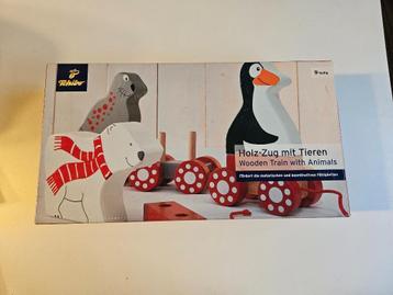 Houten treintje met dieren