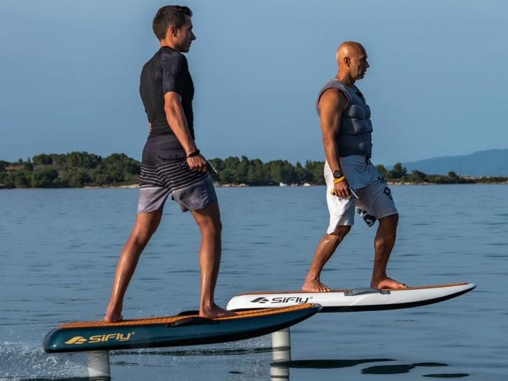Ontdek de eFoils van SiFly bij FuturWave - dealer België, Watersport en Boten, Wingsurfen, Nieuw, Wingsurfset, Ophalen