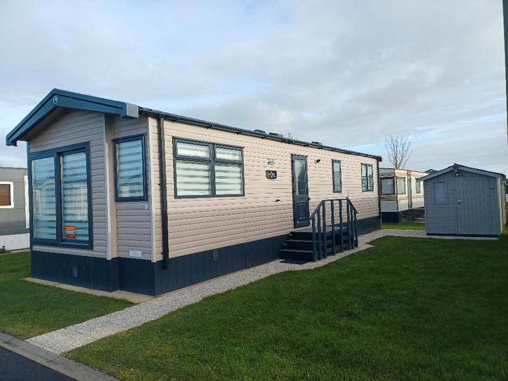 Caravan te Bredene, Caravans en Kamperen, Stacaravans, tot en met 2, Ophalen