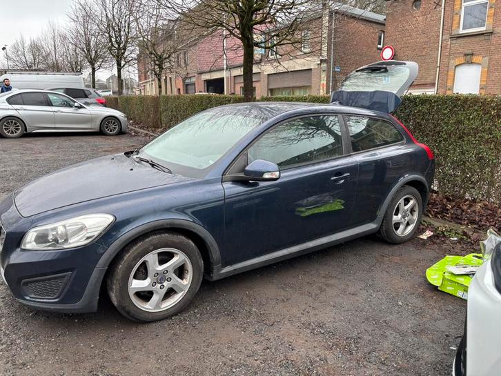 Volvo c30 a reparer!!!!1,6 td, Auto's, Volvo, Particulier, C30, ABS, Adaptieve lichten, Airbags, Airconditioning, Centrale vergrendeling