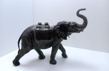 WILLIAM SWEETLOVE  E.A. olifant epreuve d'artiste beschikbaar voor biedingen