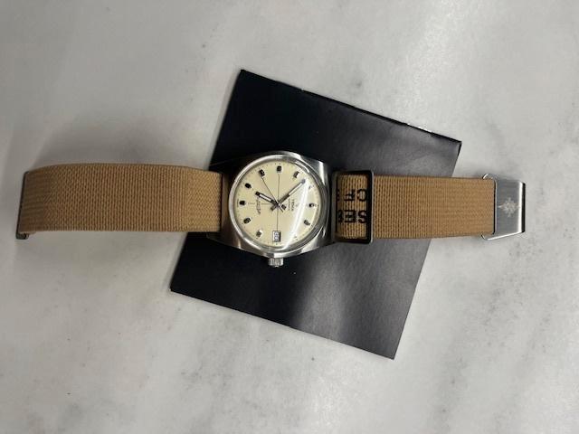 Mooie vintage ogend horloge, Divers, Divers Autre, Utilisé, Enlèvement