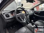 Volvo V40 2.0 T2 Nordic+ € 5350 NETTO | Climate | Cruise | N, Auto's, Volvo, Navigatiesysteem, Zwart, V40, 123 g/km