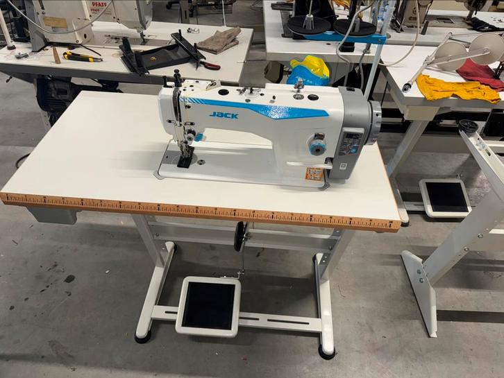 Industriele naaimachine jack h2 dubbel transport nieuw 220v, Hobby en Vrije tijd, Naaimachines en Toebehoren, Nieuw, Naaimachine