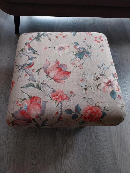 Hocker, ottoman, voetenbank, Huis en Inrichting, Zetels | Voetbanken en poefs, Gebruikt, 50 tot 75 cm, 50 tot 75 cm, Vierkant