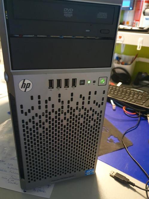 Hp proliant ml310e gen8, Computers en Software, Servers, Zo goed als nieuw, 2 tot 3 Ghz, 8 GB, Ophalen of Verzenden