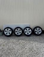 Winterbanden op velg BMW 1-reeks, Auto-onderdelen, Banden en Velgen, Ophalen, Winterbanden, Band(en)