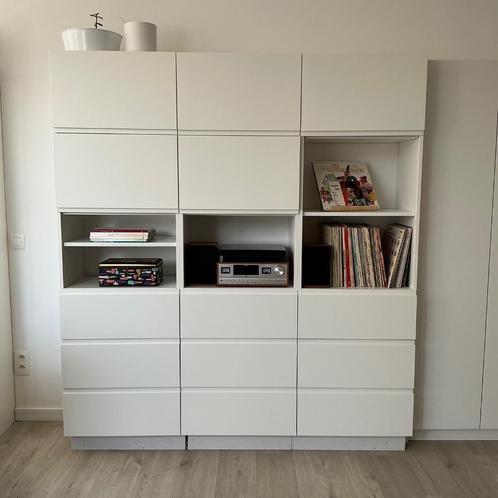 Wandkast ikea besta, Huis en Inrichting, Kasten | Wandmeubels, Zo goed als nieuw, 150 tot 200 cm, 150 tot 200 cm, 25 tot 50 cm