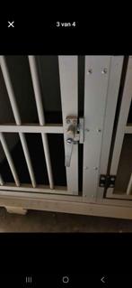 Honden bench, Dieren en Toebehoren, Ophalen, Zo goed als nieuw