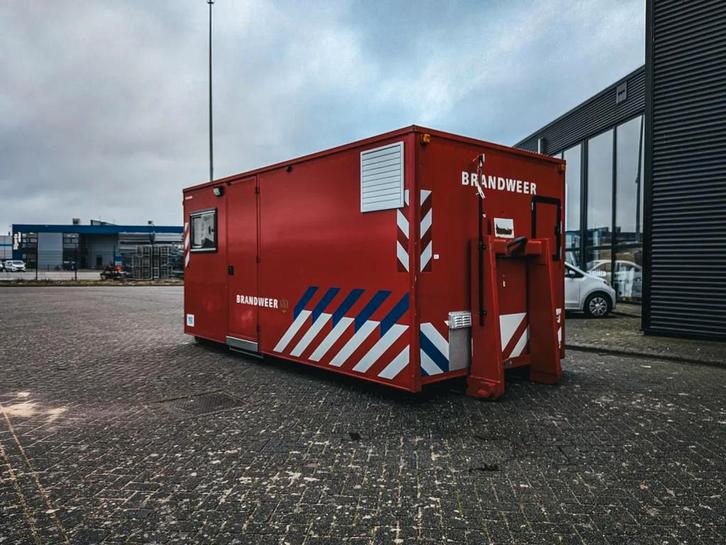 Haakarm ademluchtcontainer AB-A, Articles professionnels, Machines & Construction | Abris de chantier & Conteneurs