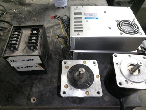 2stappen motor + drivers (sanyo), Doe-het-zelf en Bouw, Gereedschap | Freesmachines, Gebruikt, Ophalen
