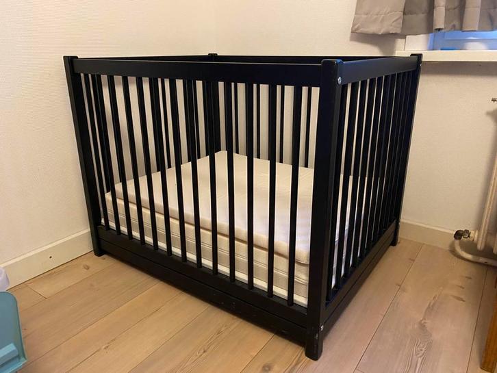 Baby park en bed set, Kinderen en Baby's, Babyparken, Zo goed als nieuw, Lade, Ophalen