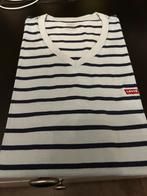 Nieuw prachtig blauw t-shirt Levi’s met V hals maat L, Kleding | Heren, T-shirts, Maat 52/54 (L), Blauw, Nieuw, Ophalen of Verzenden