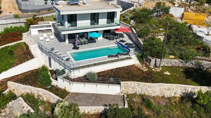 Vakantievilla in Vinisce - Dalmatië, Vakantie, Vakantiehuizen | Kroatië, Landhuis of Villa, Landelijk, Aan zee, 4 of meer slaapkamers