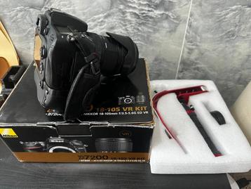 Nikon D7200 behuizing + batterijgreep + 4 batterijen beschikbaar voor biedingen