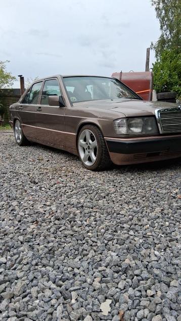 Mercedes 190 beschikbaar voor biedingen