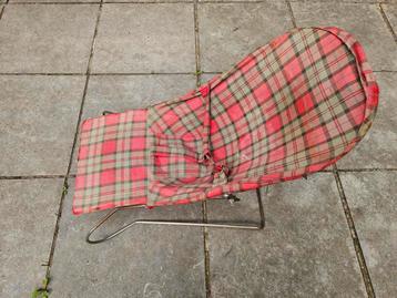 Vintage jaren 60 babystoeltje.   beschikbaar voor biedingen