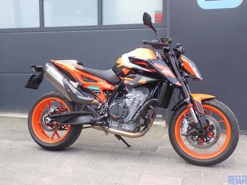 KTM  Duke 890GP met Akrapovic en TomTom, Motoren, Motoren | KTM, Bedrijf, Naked bike