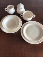 Eetservies 6 personel, Ophalen