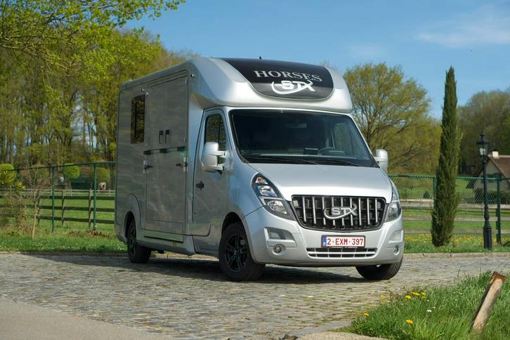 TE HUUR STX paardencamionette regio Limburg Beringen, Dieren en Toebehoren, Paarden en Pony's | Trailers en Aanhangwagens, Ophalen