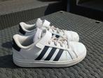 Sneaker adidas maat 34, Kinderen en Baby's, Kinderkleding | Schoenen en Sokken, Jongen of Meisje, Gebruikt, Ophalen, Sportschoenen