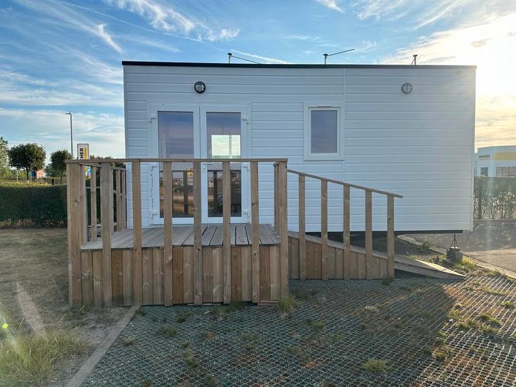 NIEUWE ZORGUNIT - MANTELZORG 600x370@SHOWROOM MIDDELKERKE, Caravans en Kamperen, Stacaravans, Ophalen