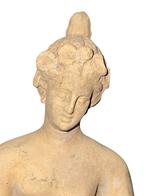 Statuette Antique de Femme Assise en Terre Cuite - Tarente, Enlèvement