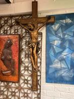 Houten Christus, Antiek en Kunst