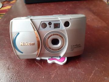 Nikon Lite 70W aanraakzoom beschikbaar voor biedingen