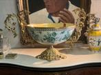 Vergulde bronzen schaal, Ophalen