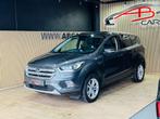 Ford Kuga 1.5 * SPORT * GARANTIE 12 MOIS * 1ER PROP *, Auto's, Stof, 4 cilinders, 2080 kg, Bedrijf