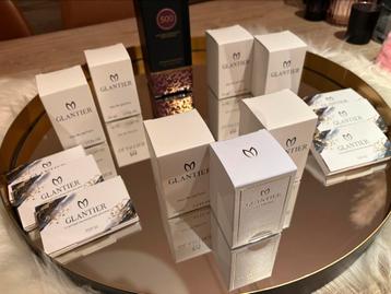 Parfum beschikbaar voor biedingen