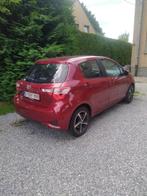Auto Toyota Yaris essence, rouge métallisé ,48500kms, Auto's, Voorwielaandrijving, Stof, Euro 6, Overige kleuren