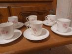 Service à café porcelaine blanche avec motif floral délicat, Antiquités & Art, Enlèvement