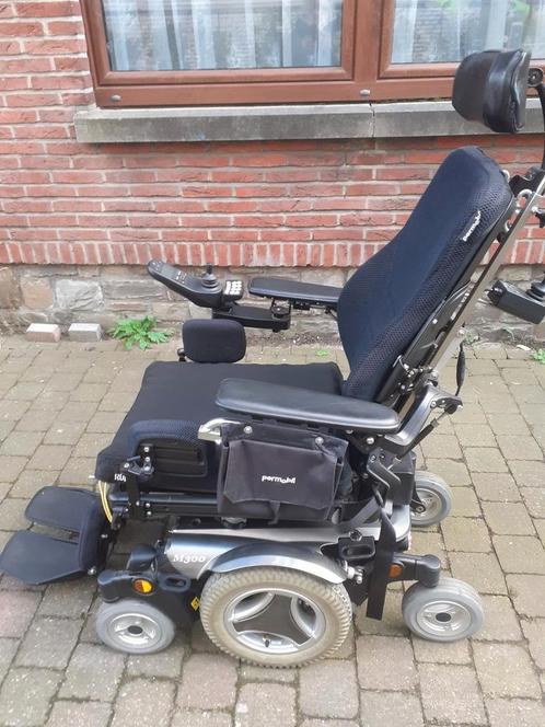 Mooie goede rolwagen van het merk permobilM300, Diversen, Rolstoelen, Zo goed als nieuw, Ophalen